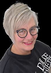 Elize  Fourie-Hendry