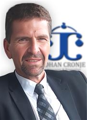 Johan  Cronje 